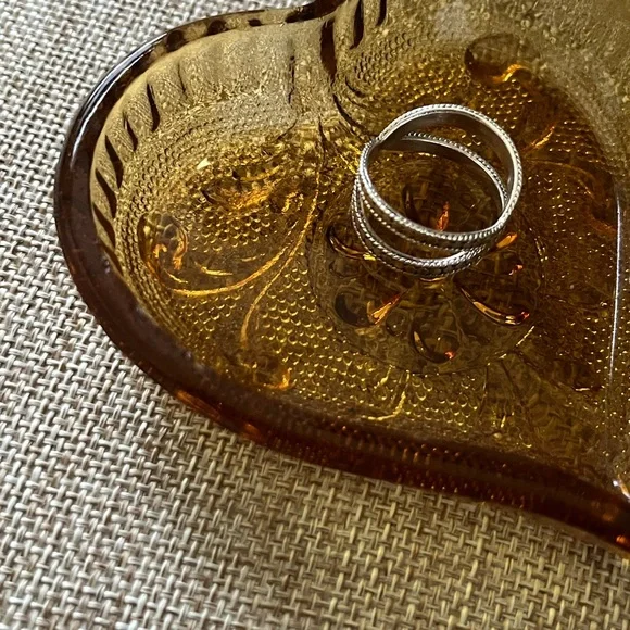 Anna Beck Two-Tone Pavé Ring Set in Gold & Silver - Picture 11 of 13